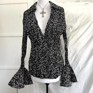 NWT Kaelyn-Max II Black White Floral Crinkle Blouse Bell Sleeve Pleated Top XL